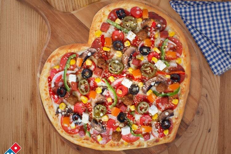 Domino S Pizza Yesilyurt Izmir